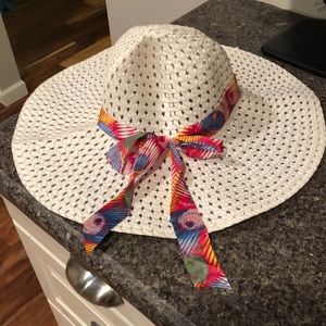 White sun hat from Cartagena